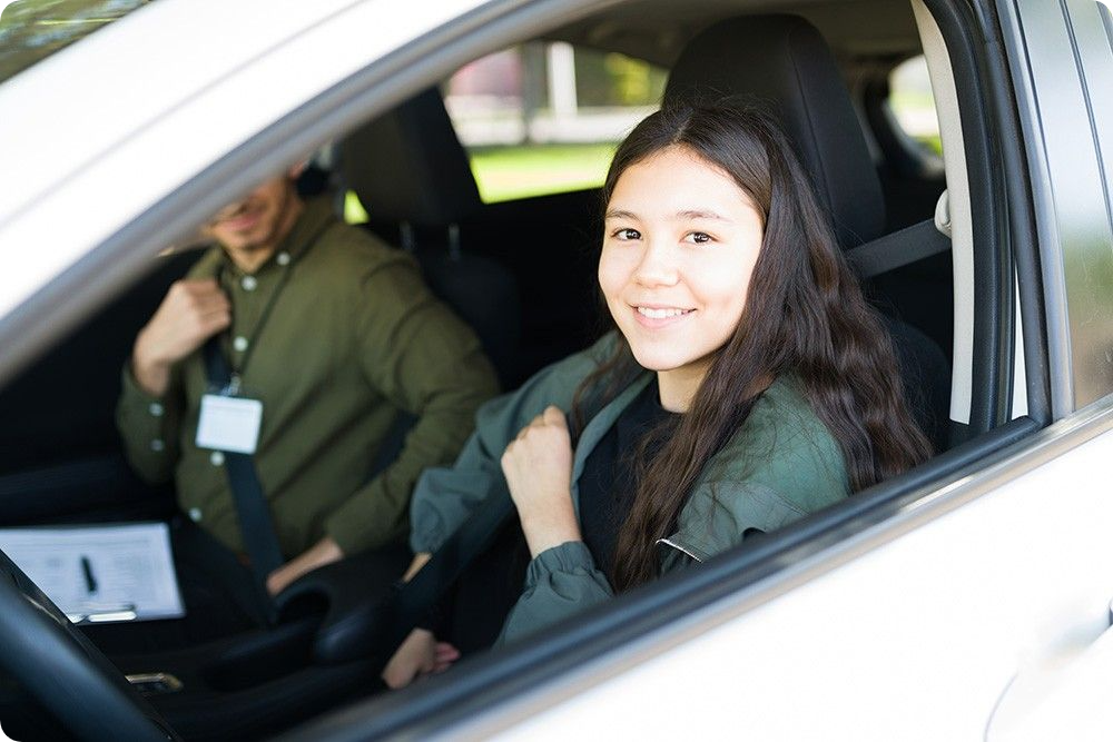 teen-taking-driving-lesson-nationwidedrivingschoolllc